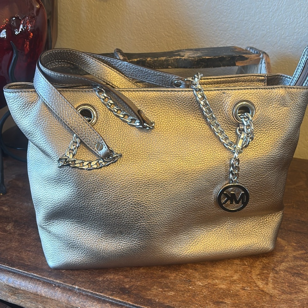 Michael Kors Gold metallic shoulder bag